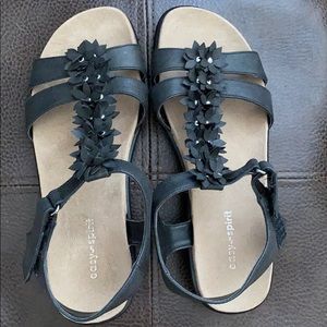 Easy spirit size 7 new without tag